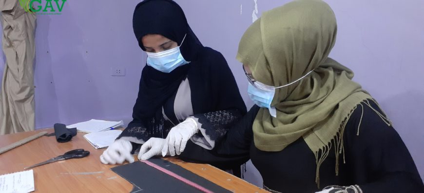 من تدريبات ورشة الخياطة في بازار 4 - GAV