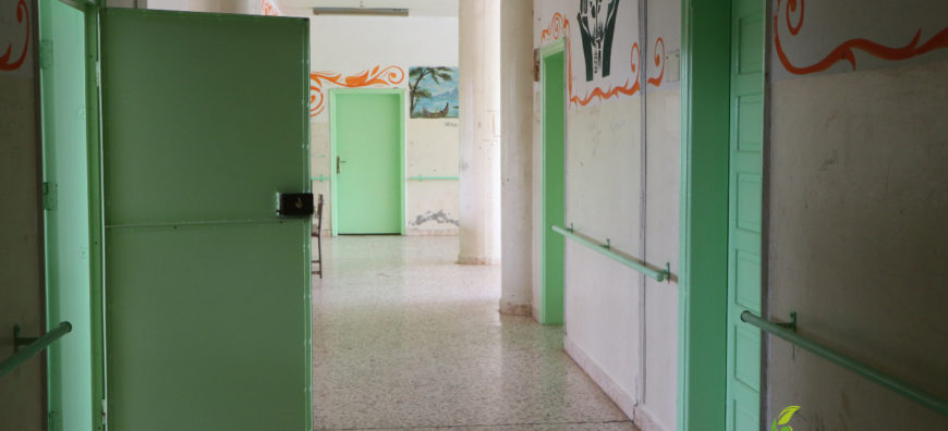 طلاء الأبواب في مدارس القامشلي - GAV